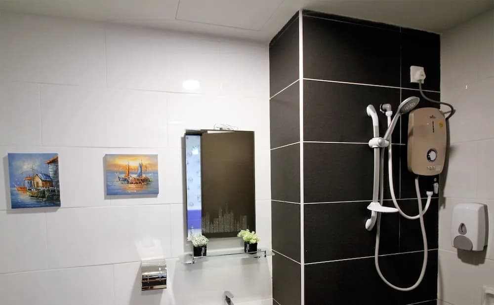 H2H Marine Home - photo 37