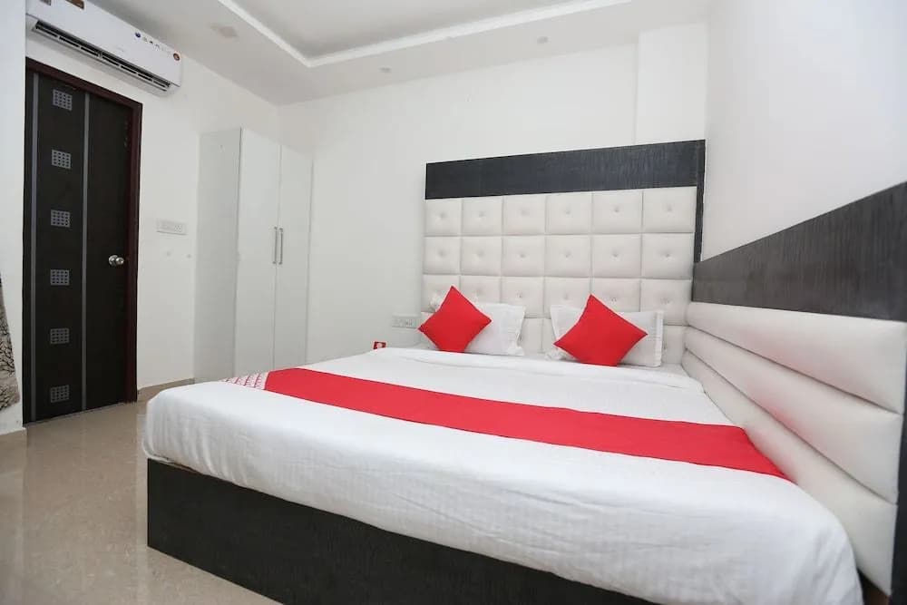 OYO 19718 Hotel Priva - photo 6