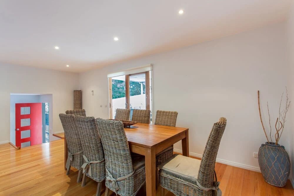 The White Beach House - photo 5