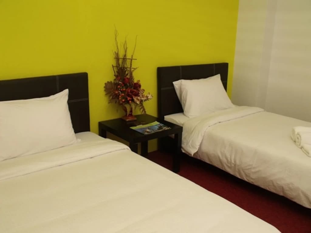 One Station Hotel - photo 2