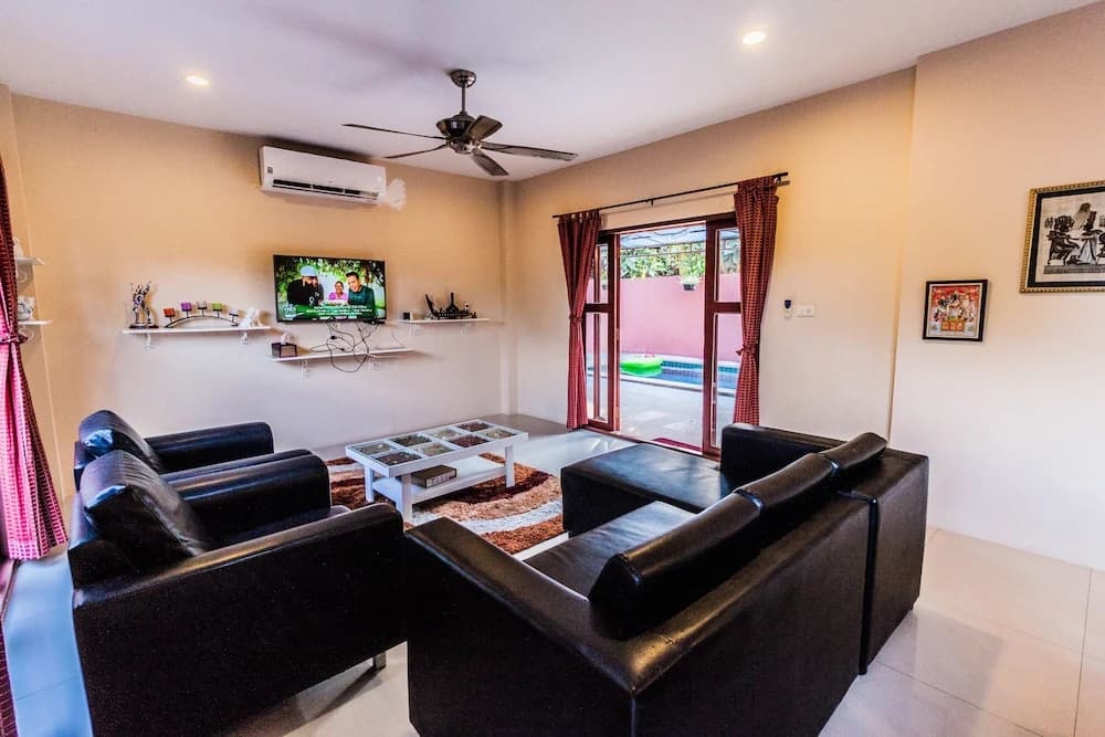 Jomtien Somza - photo 3