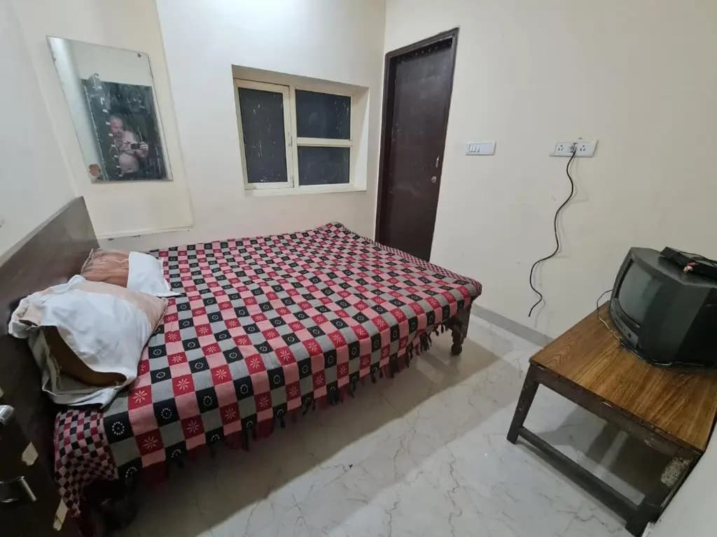 Ever Green Guest House - photo 2