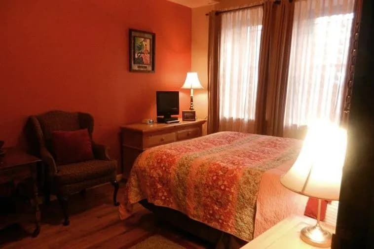 Efuru Guest House - photo 4