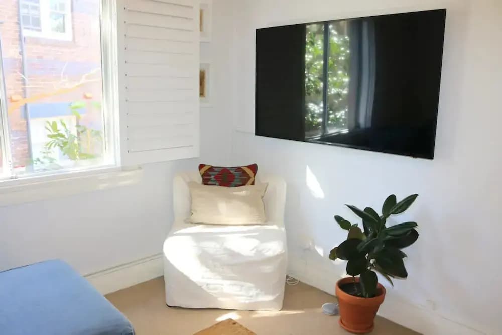 Bellevue Hill Abode Near Bondi Beach - photo 3