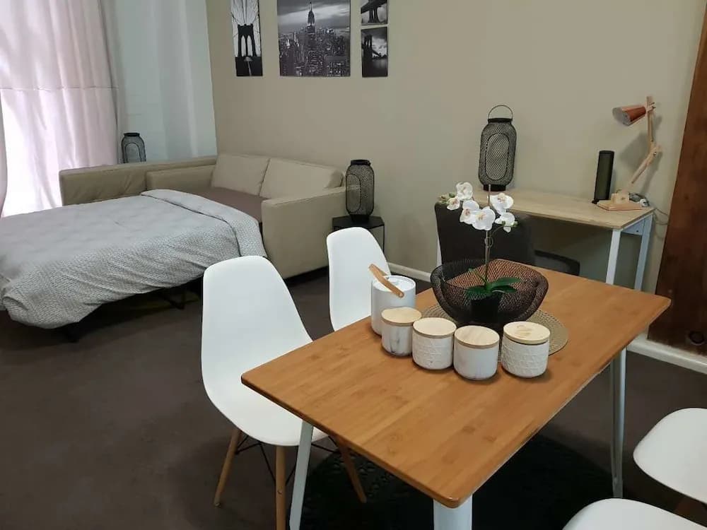 Darling Harbour Apartment - photo 2