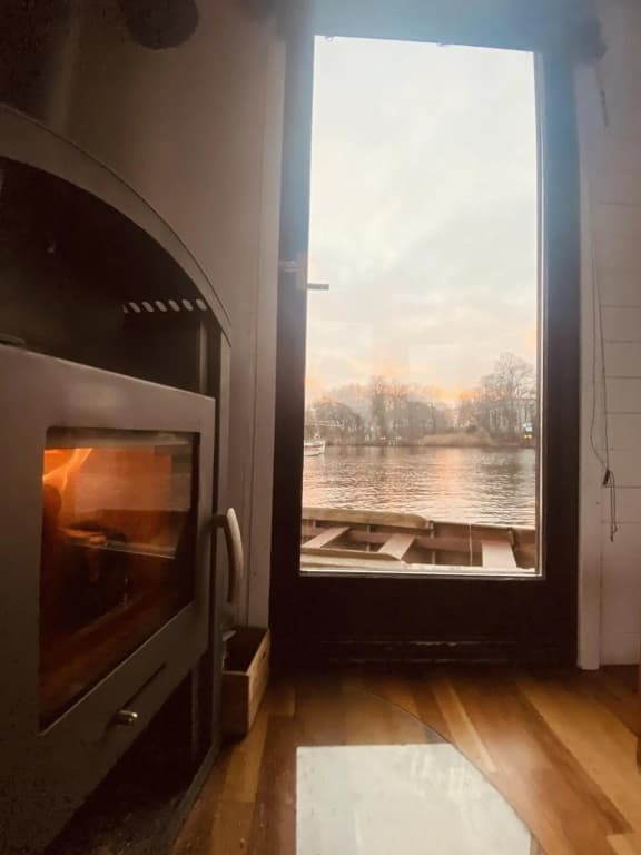 Gemütliches Hausboot mit Kamin in Berlin - photo 8