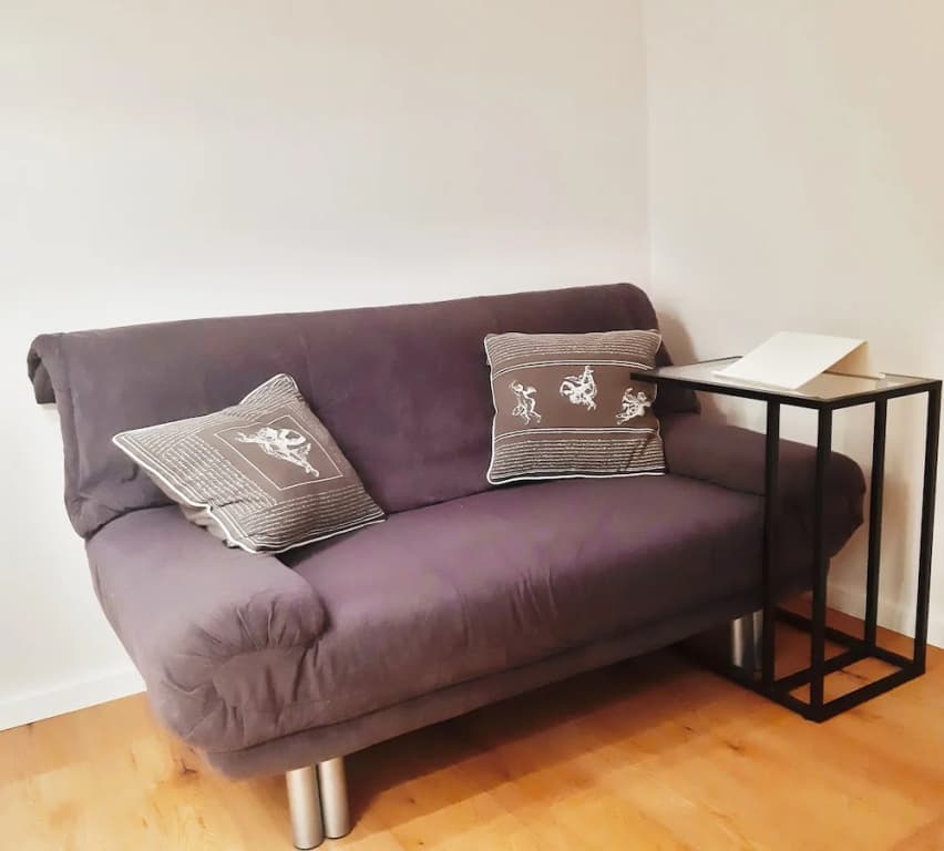 Bright Side Apartment - photo 2