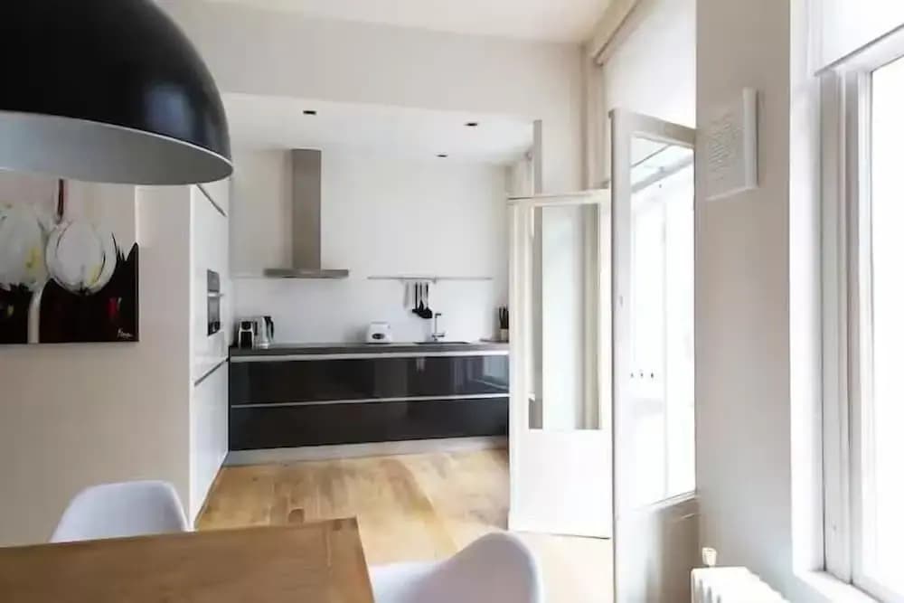 Marnix360Apartments - photo 2