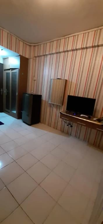 Royal Property - photo 1
