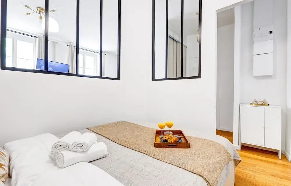 Elegant 1BR by Eiffel - Sleeps 4 - photo 2