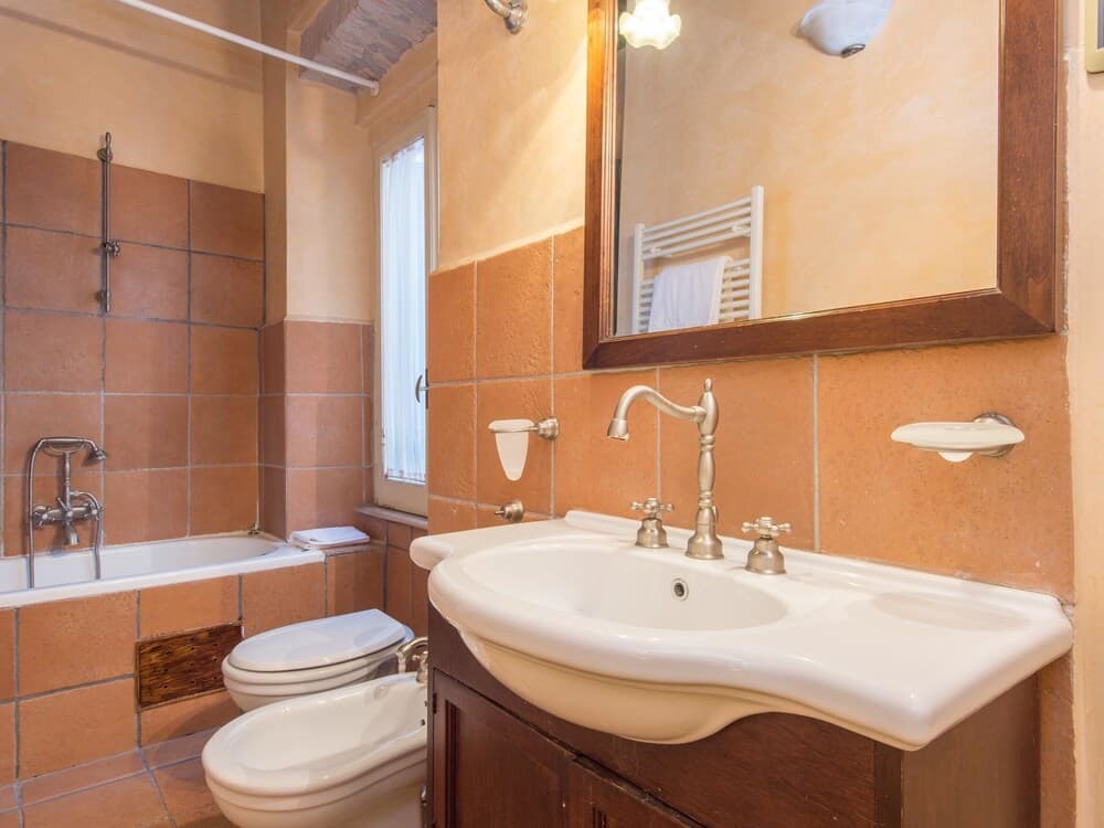 RSH Trevi Fountain Apartment 2 - photo 9