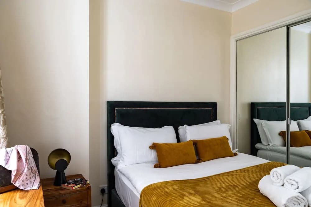 Molyneux Street Apartments - photo 2