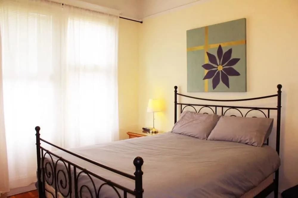Washington Square Apartment - photo 5
