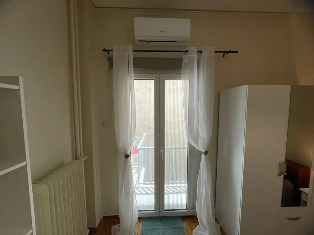 Minimal Central 2BR - photo 11
