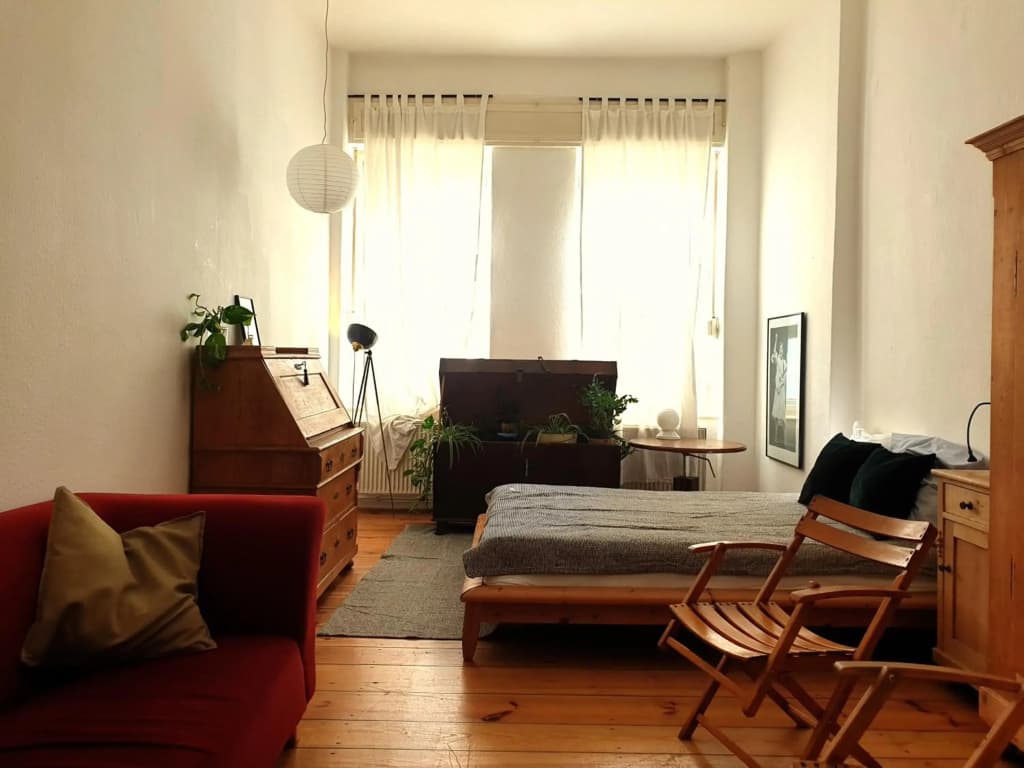 2 Room apartment in center Friedrichshain - photo 2