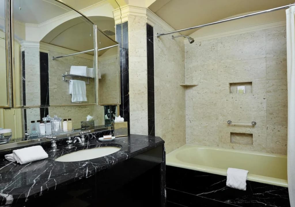 Waldorf Astoria New York - photo 9