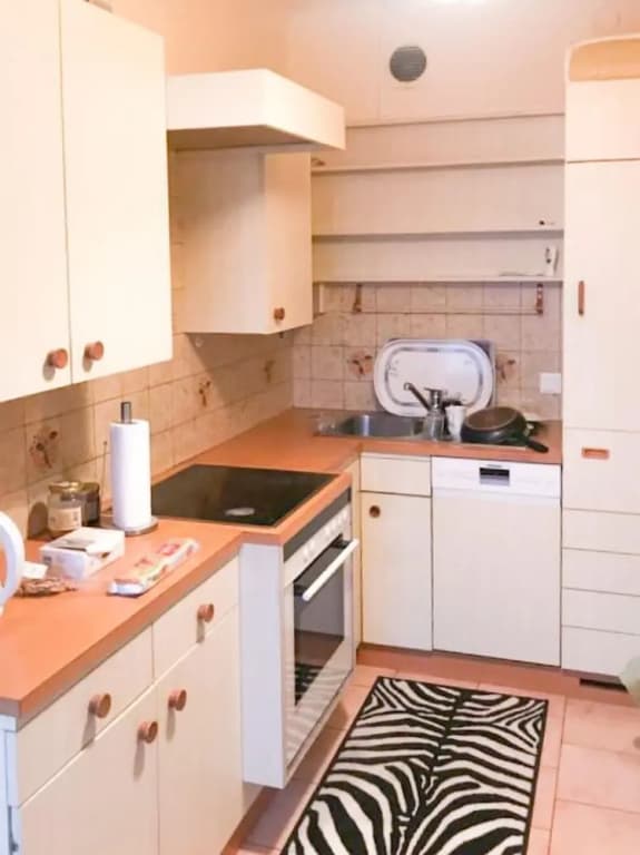 Lovely House - Double Bed, Parking - photo 4