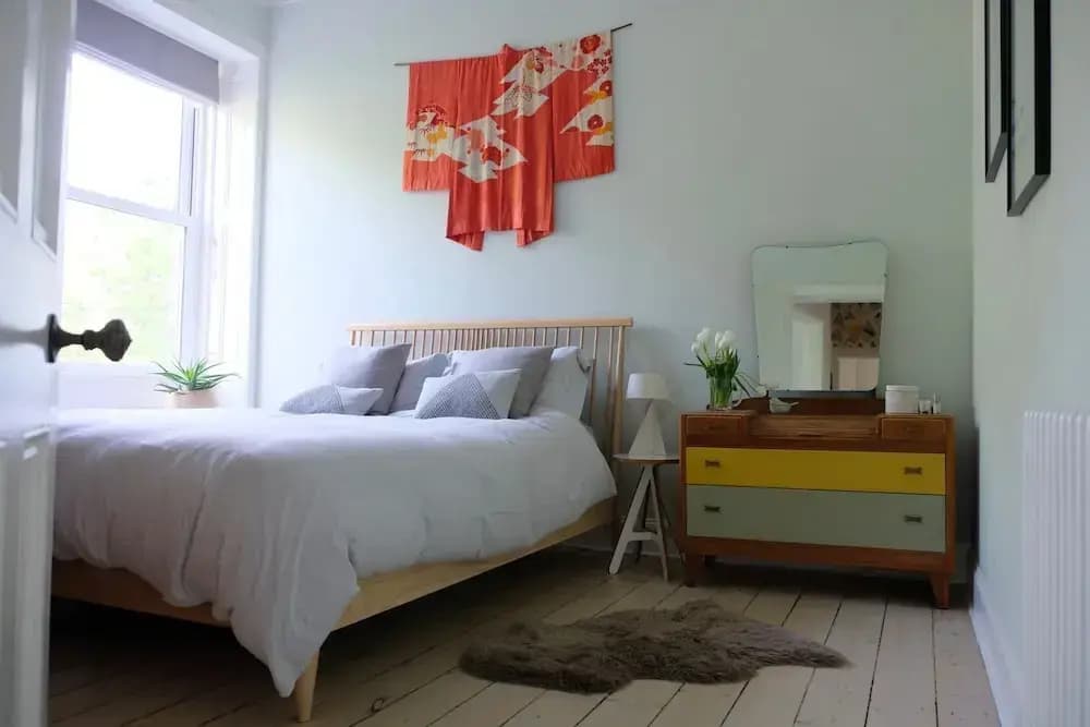 Scandi-style 1 Bedroom City Centre Apartment - photo 16