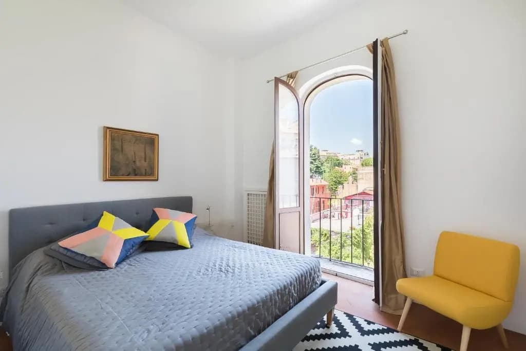 Trastevere Charming Penthouse - photo 3