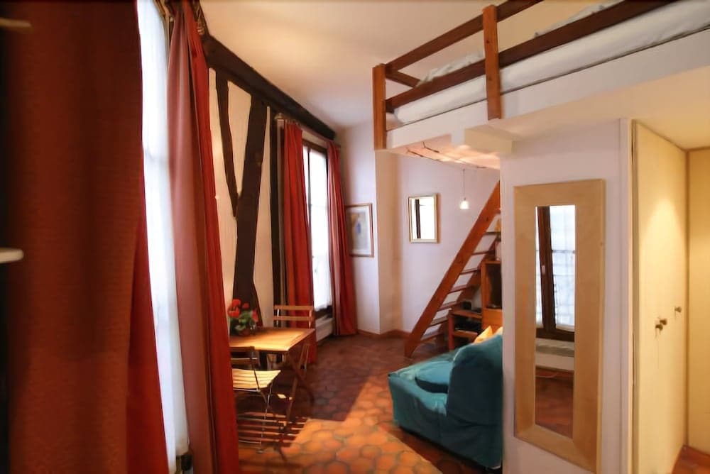 Latin Quarter Apartment 4 guests - photo 3