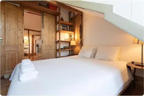 Charming central sunny penthouse - photo 3