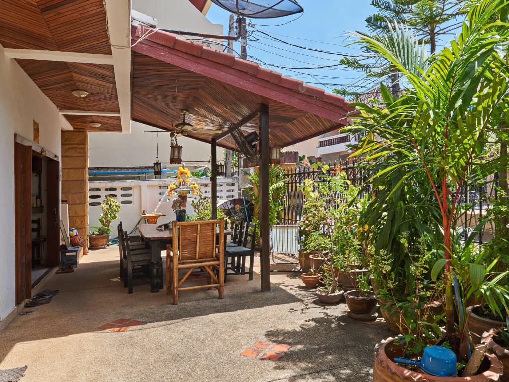 Waree's Guesthouse - photo 18