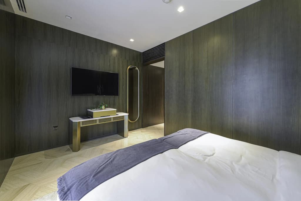 DXB - Five - 41102 - PJ - photo 4