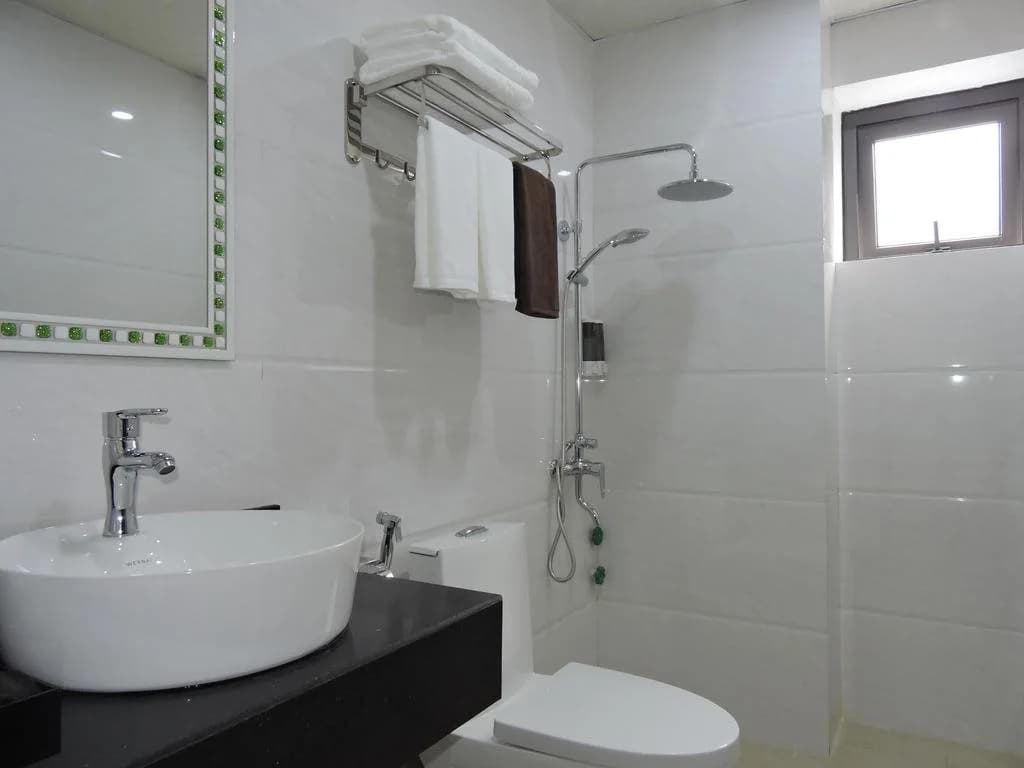 White Crown Hotel - photo 7