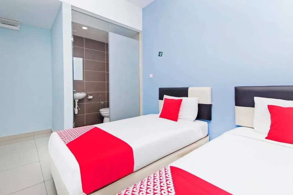Sri Maluri Hotel - photo 30