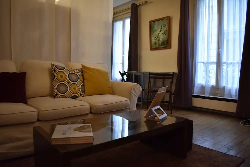 1 Bedroom Apartment In 16Th Arrondissement - photo 8