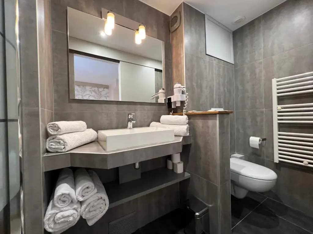 Hotel Nation Montmartre - photo 11