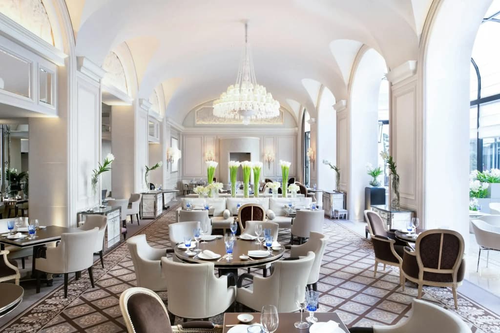 Four Seasons George V Hotel - photo 26