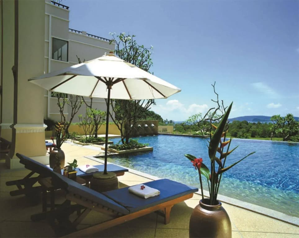 Pavilion Queen's Bay - photo 9