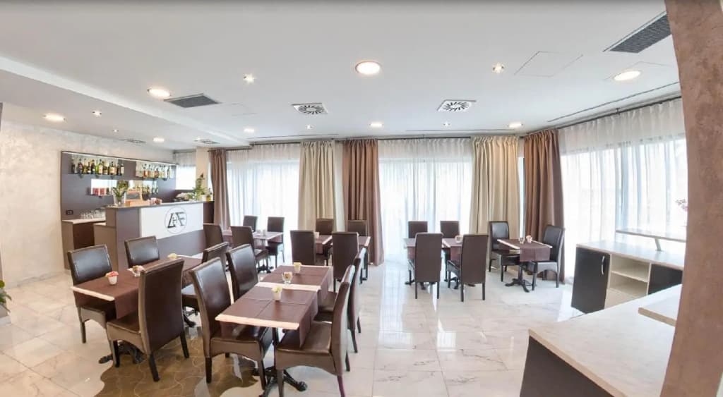 Hotel Luxor Florence - photo 23