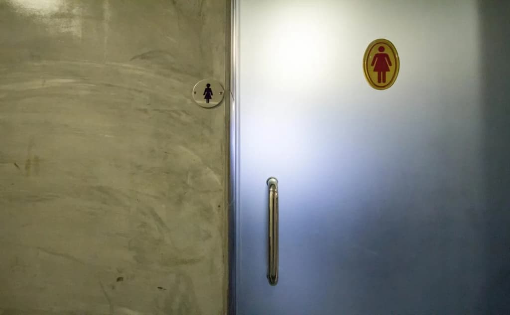 M Qube Hotel - photo 9