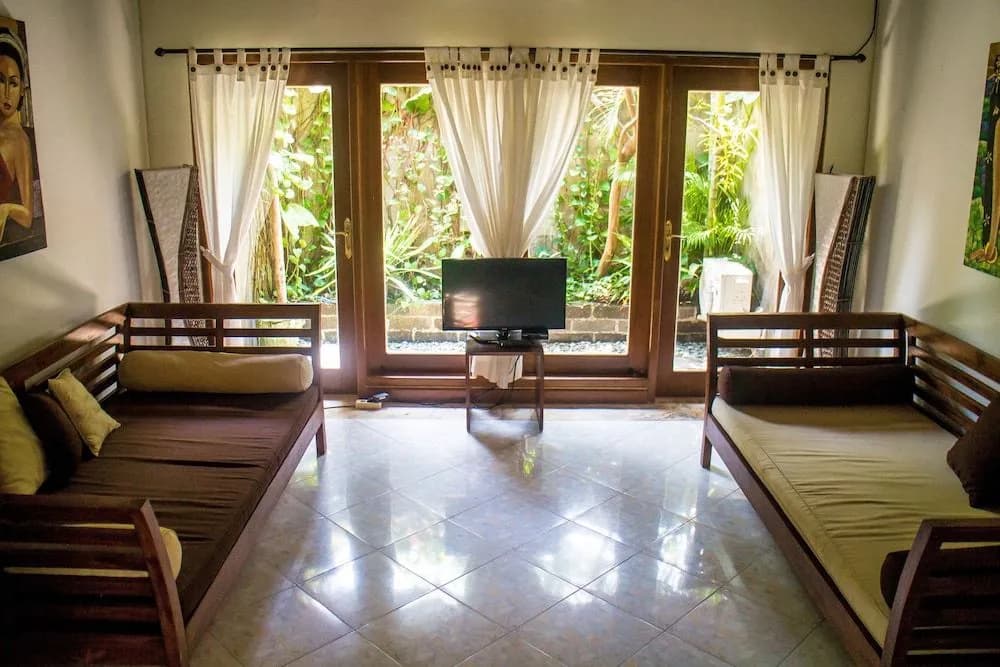 Sunrise Hotel - photo 5