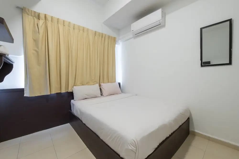 OYO 1090 Hollitel Hotel Melaka - photo 18