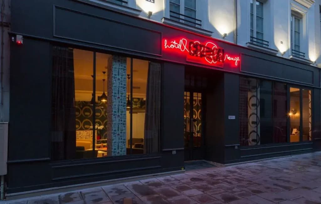 Hôtel Crayon Rouge - photo 1