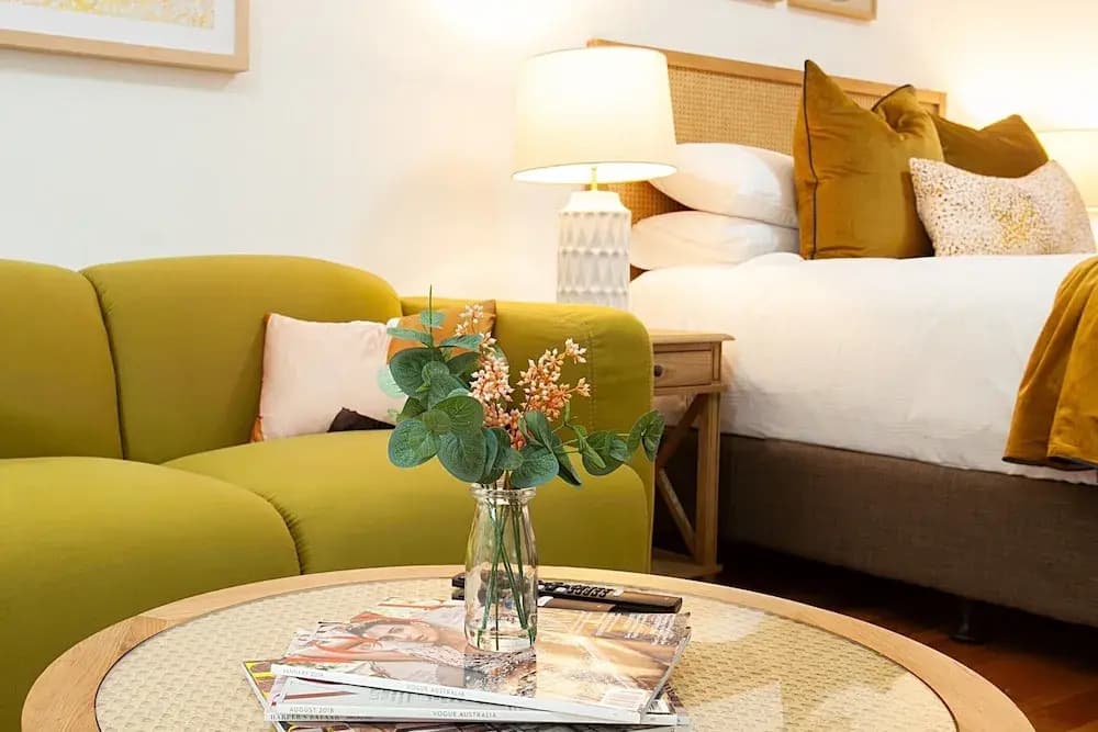 Leafy and Tranquil Inner West Studio Apartment - photo 19