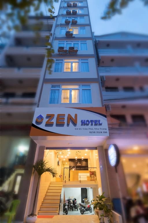 Gio Hotel - photo 2