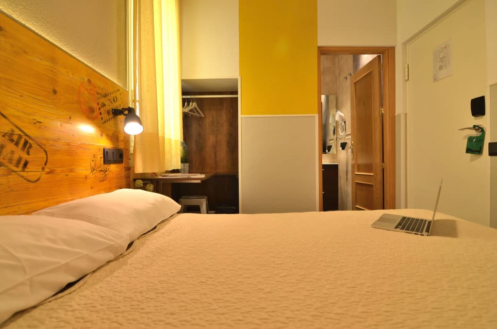Far Home Atocha Hostel - photo 28