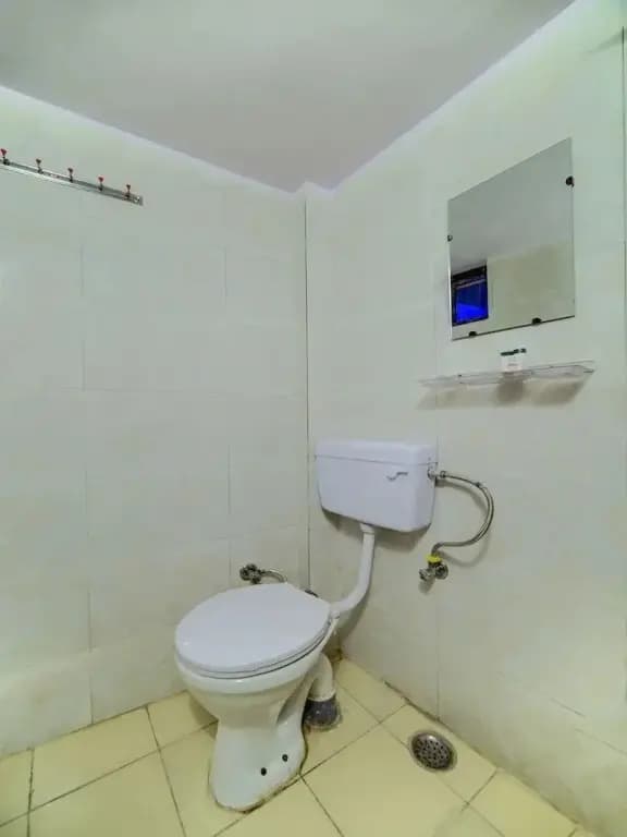 Kamal Palace By OYO Rooms - photo 9