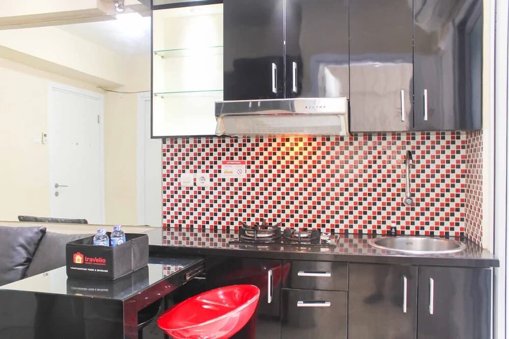 Scenic 2Br Green Pramuka City Apartment Near Mall - photo 12