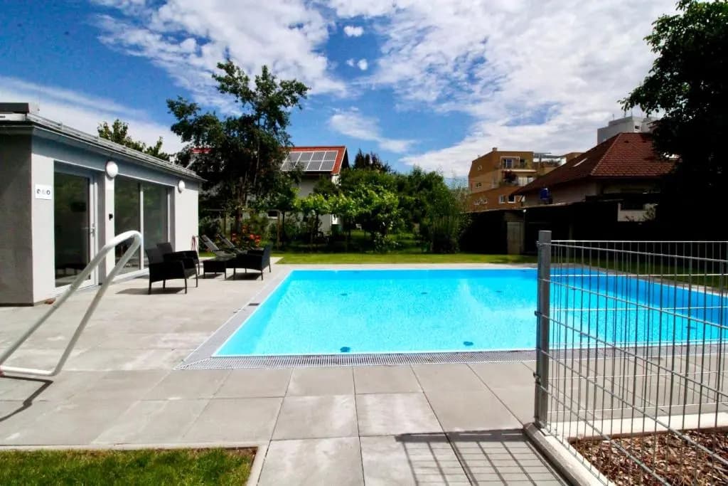 Maureen Lovely 2 Bedroom Unit with Community Pool - photo 13