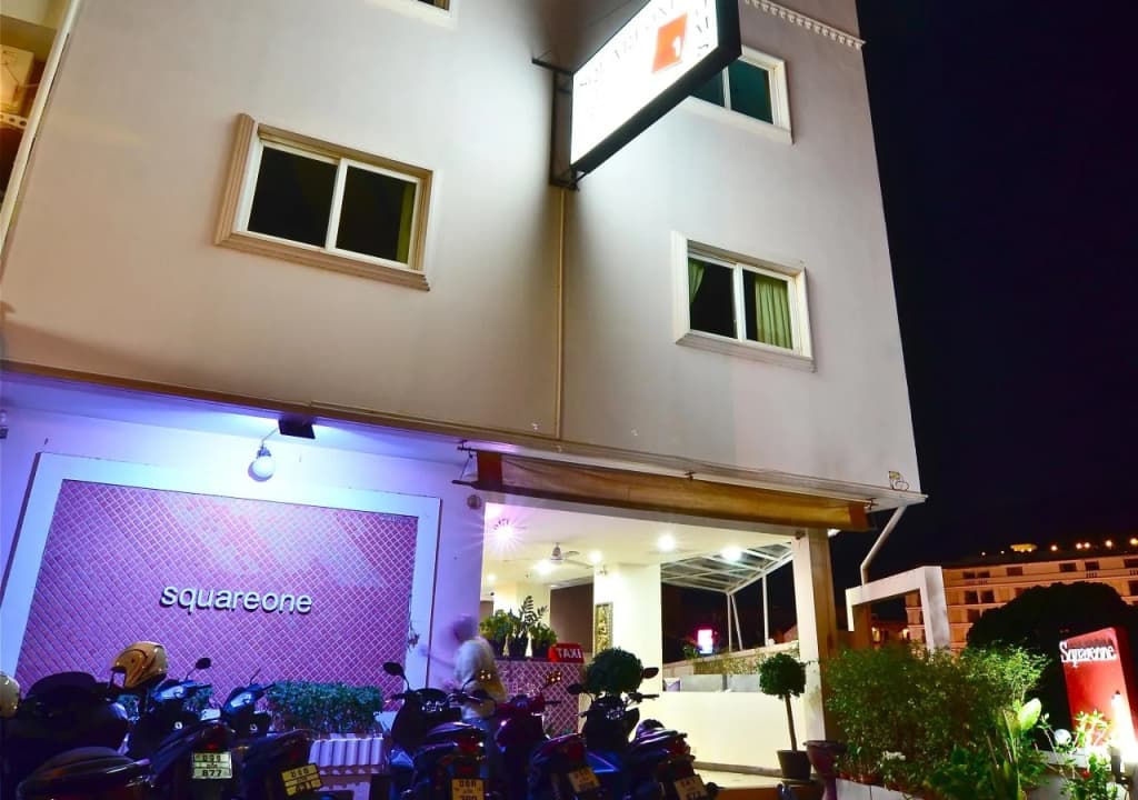 Square One Hotel Patong - photo 20