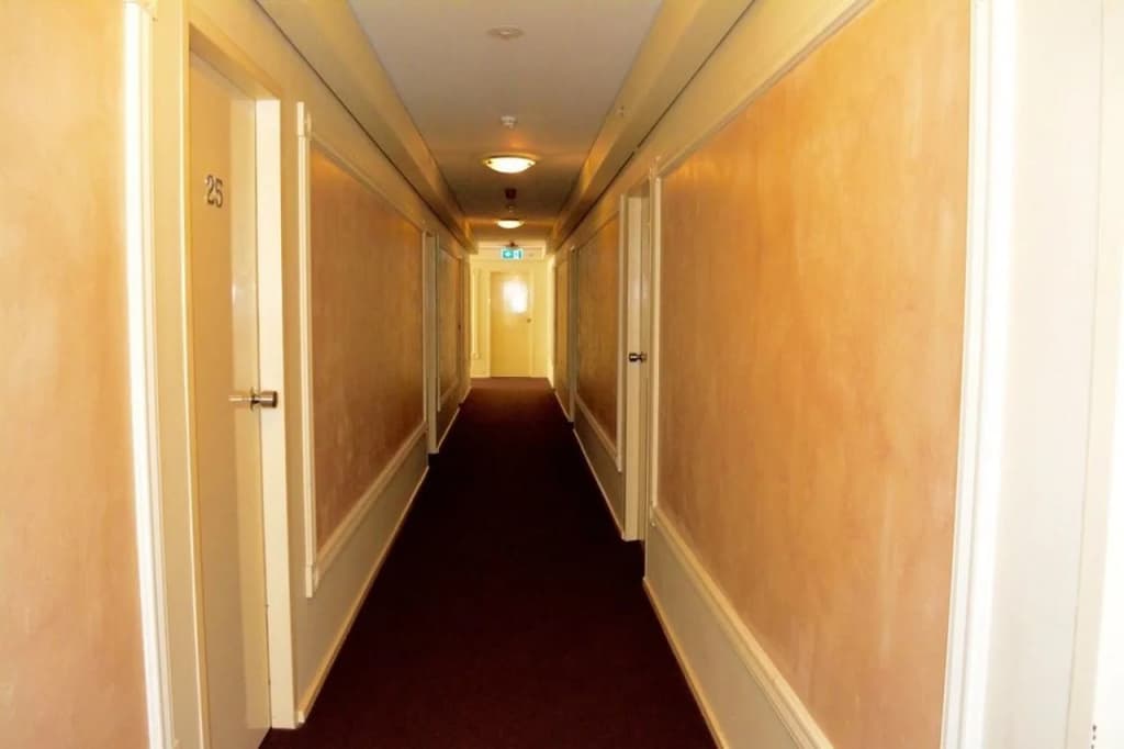 Knightsbridge Apartments - photo 9