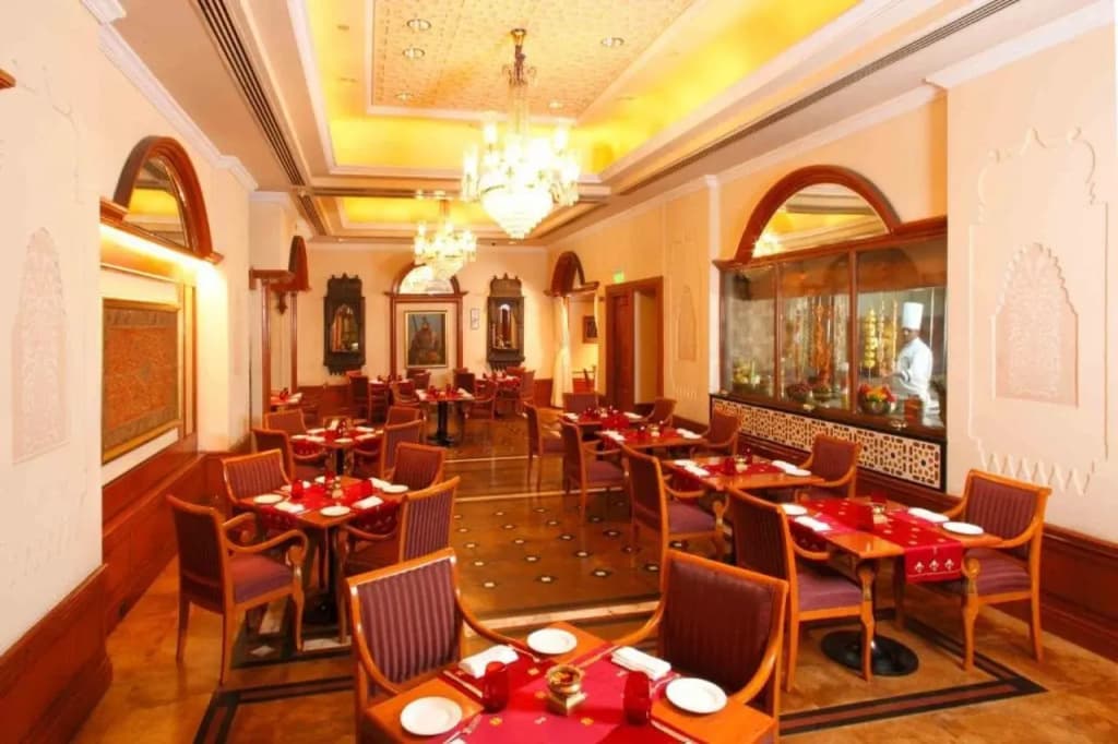 Eros Hotel New Delhi by IHG - photo 32
