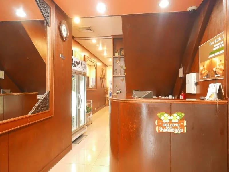 Ever Rich Hotel - photo 2