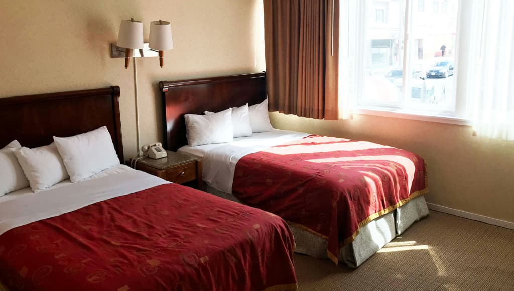 Pacific Heights Inn - photo 28