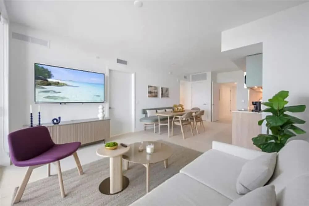Apartment 3br-3 BTH - Gym Pool - photo 4
